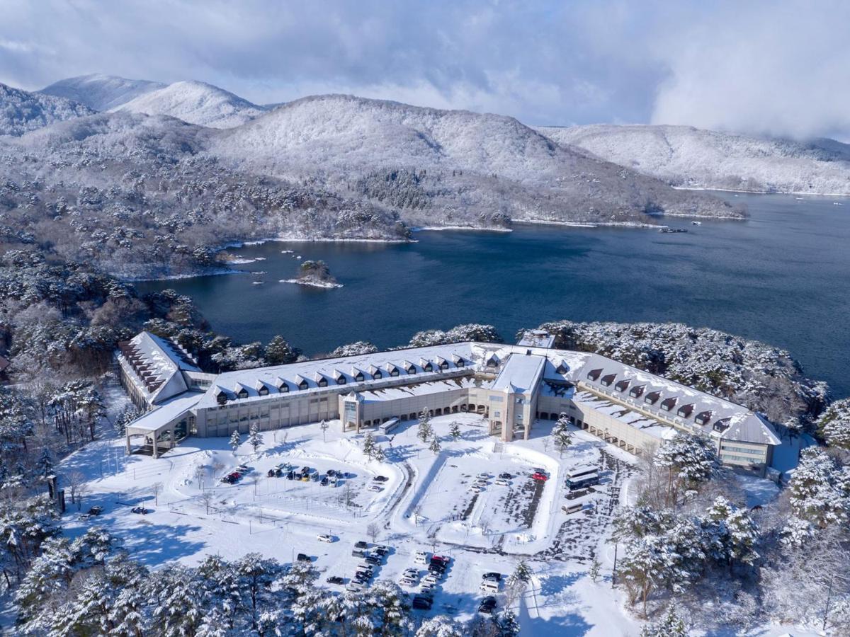 Urabandai Lake Resort Geihinkan Nekoma Rikyu Kitashiobara Esterno foto